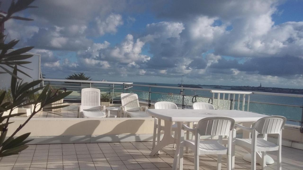 Residence Le Crystal Dinard Plage Екстериор снимка