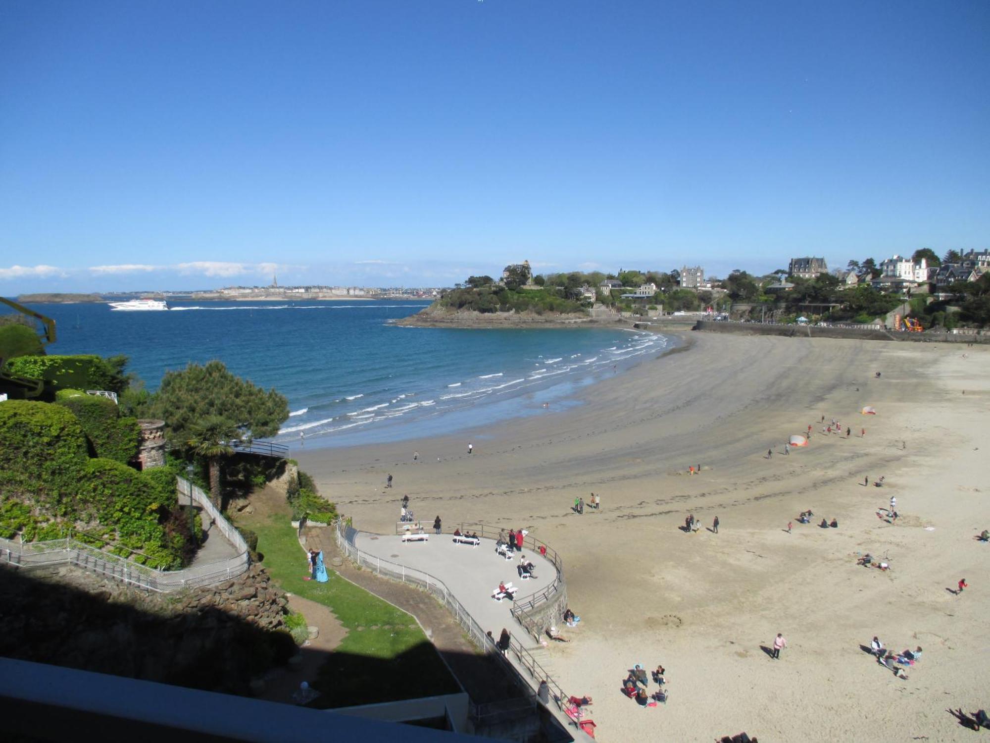 Residence Le Crystal Dinard Plage Екстериор снимка