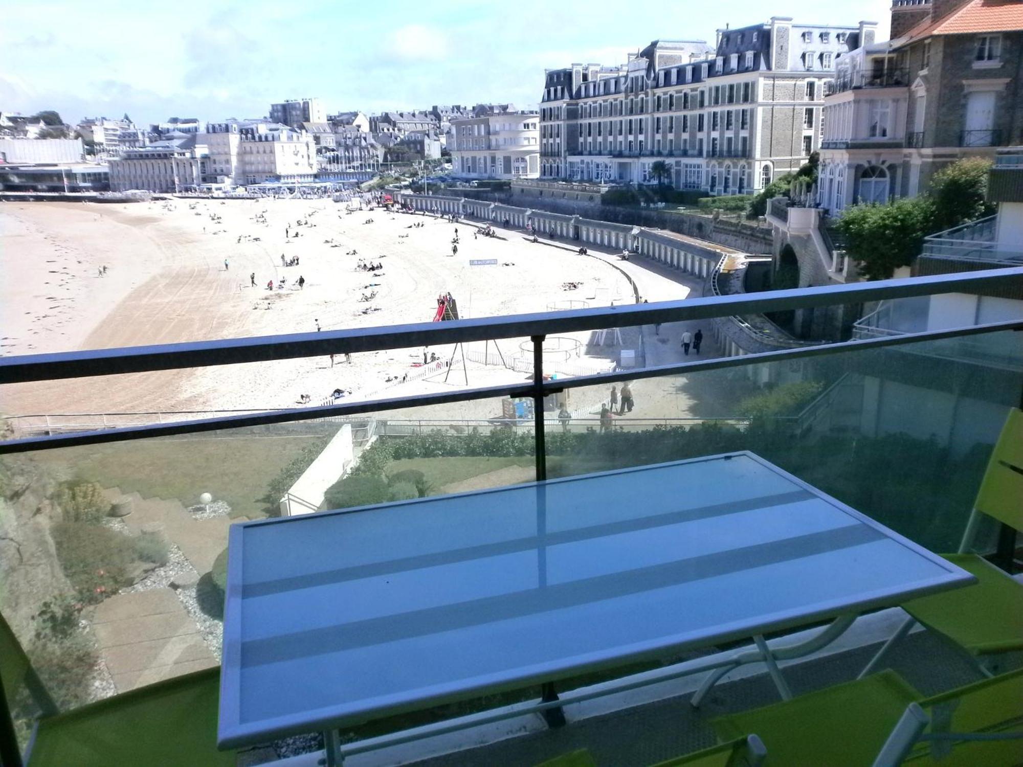 Residence Le Crystal Dinard Plage Екстериор снимка